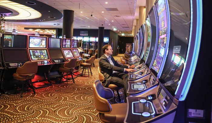 How Psychology Fuels Gambling Addiction in South Africa