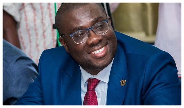 Ghana: Former NLA Boss Face Corruption Allegations