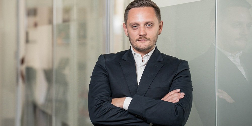 Connectivity and Data Consumption Impact our Game Selection and User Experience - Corentin Budny.